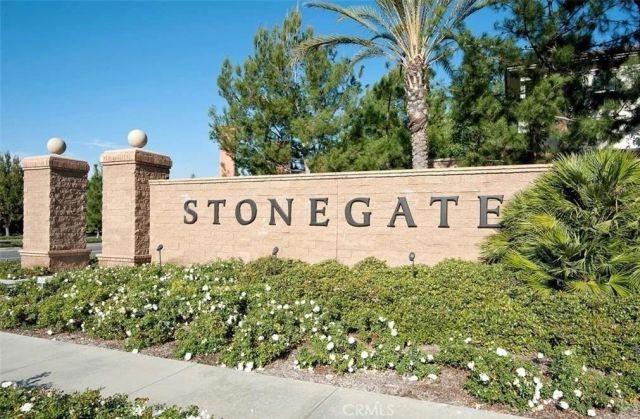 67 Kempton, Irvine, CA 92620