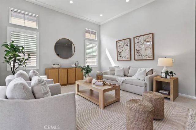 67 Kempton, Irvine, CA 92620