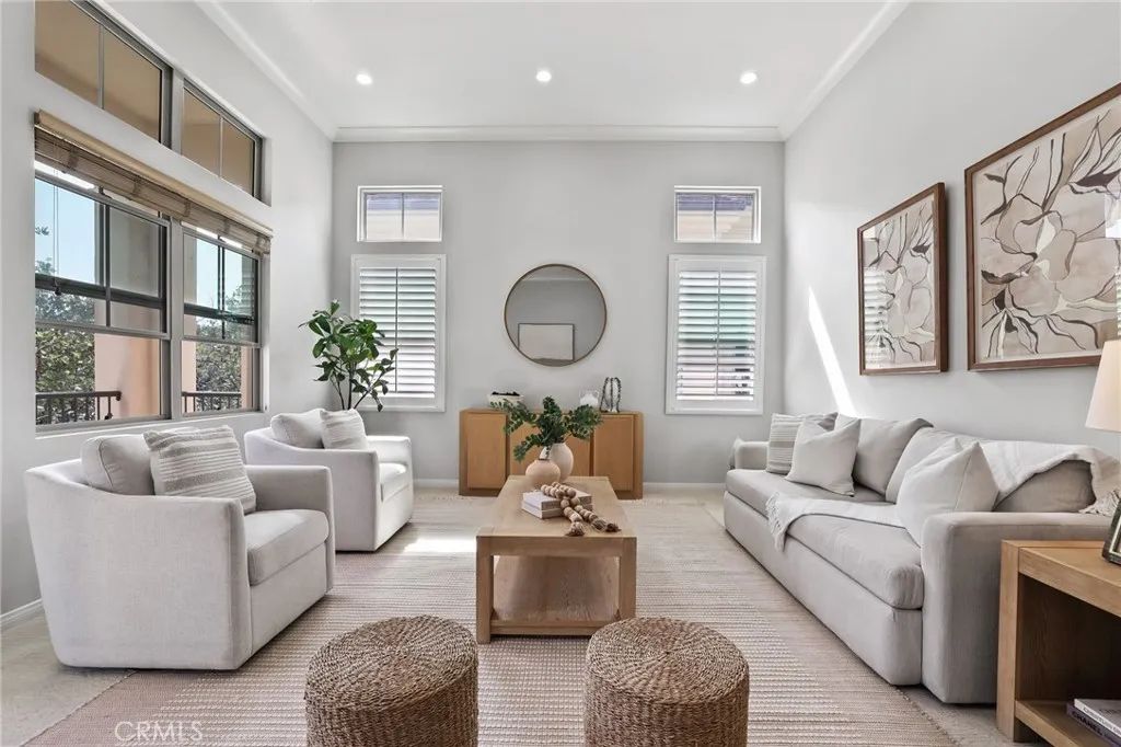 67 Kempton, Irvine, CA 92620