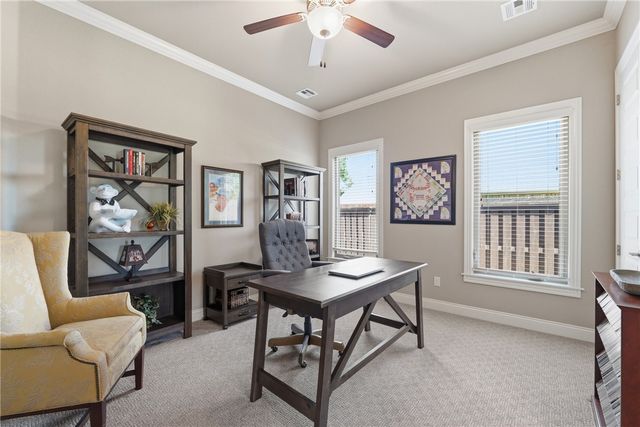 3111 Oak Tree Drive, Centerton, AR 72719