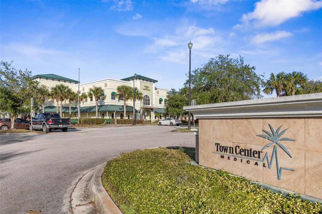 Image 22 of property listing at 21 TOWN COURT, Palm Coast, FL 32164