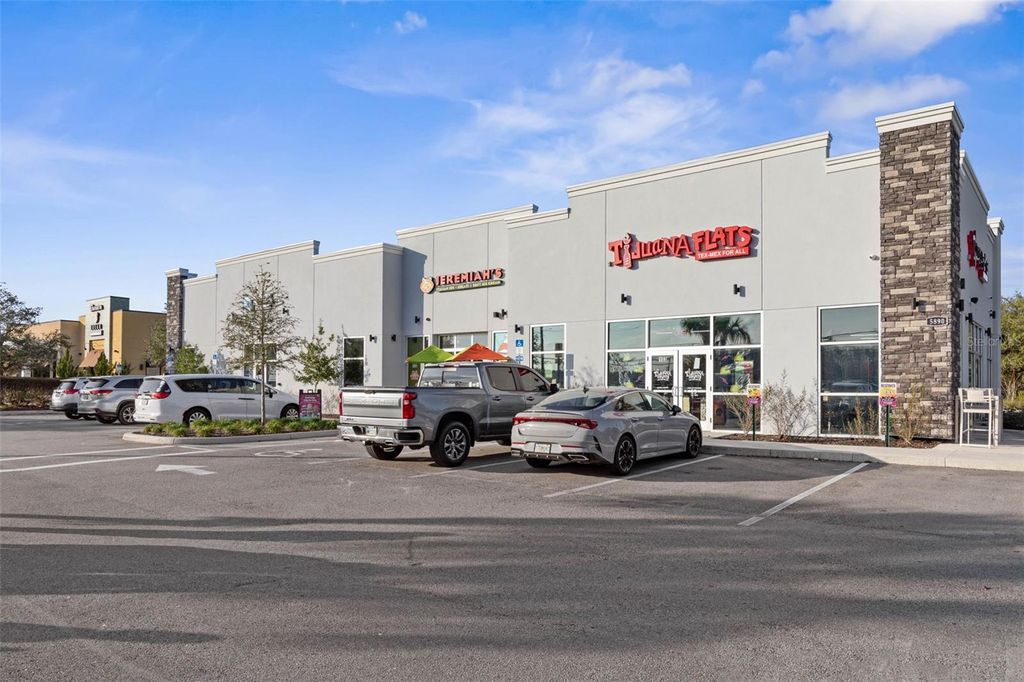 Image 25 of property listing at 21 TOWN COURT, Palm Coast, FL 32164