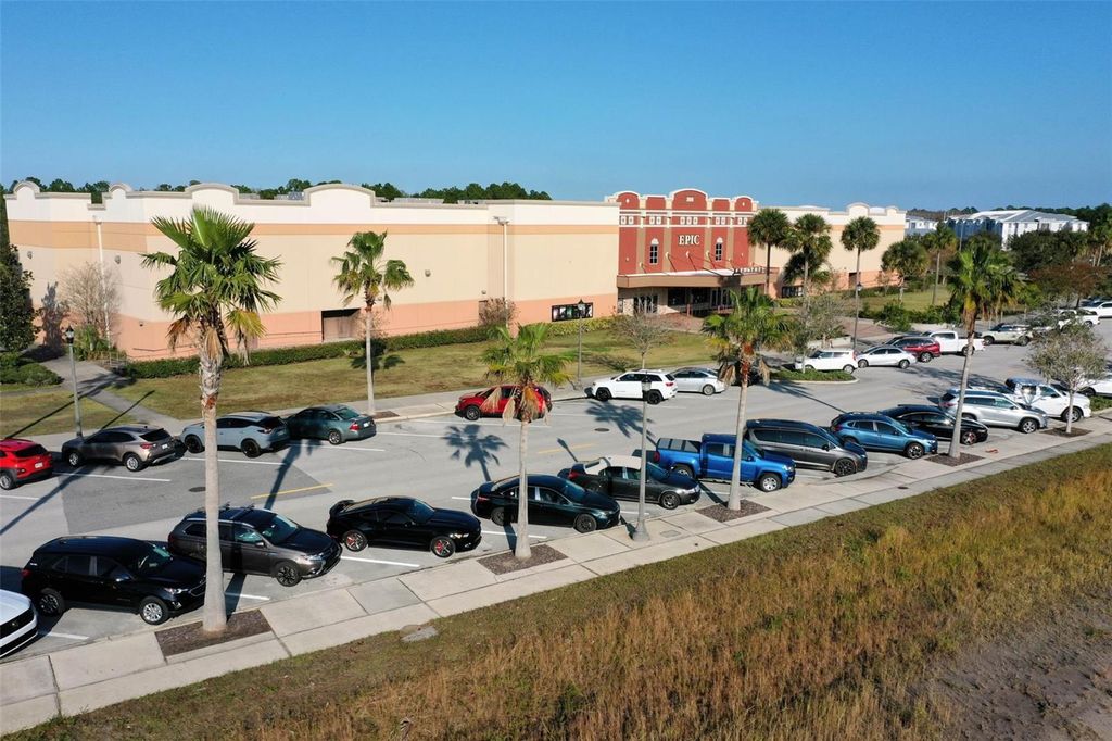 Image 26 of property listing at 21 TOWN COURT, Palm Coast, FL 32164