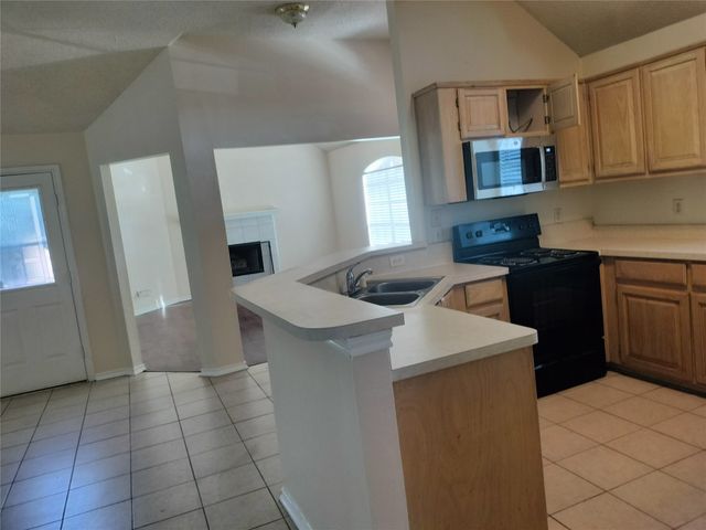 1888 Helen Lane, Lewisville, TX 75067