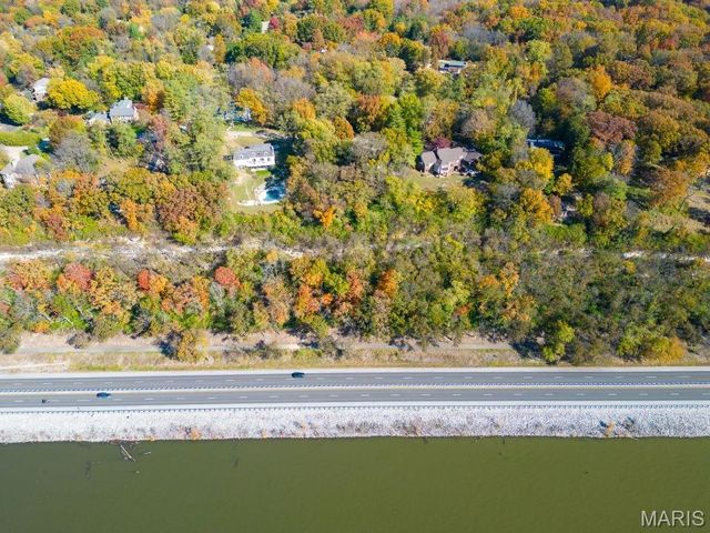 3403 Riverview Court, Godfrey, IL 62035