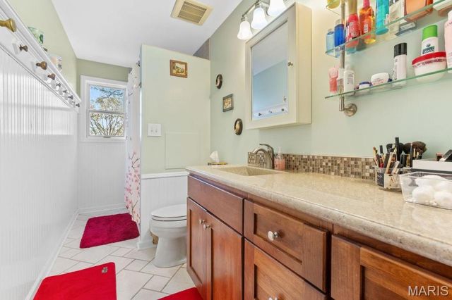 3403 Riverview Court, Godfrey, IL 62035