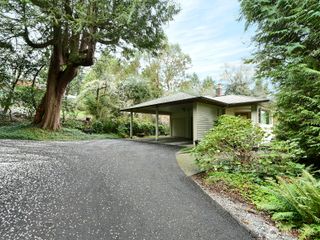 17020 16th Avenue SW, Normandy Park, WA 98166