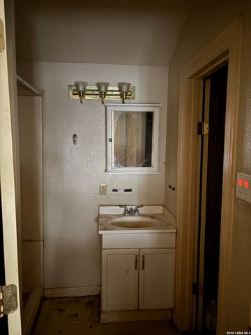 227 Wake Forrest, San Antonio, TX 78228