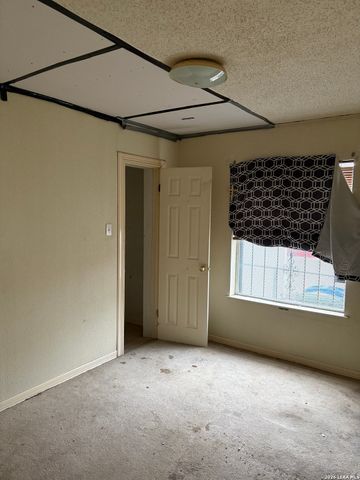 227 Wake Forrest, San Antonio, TX 78228