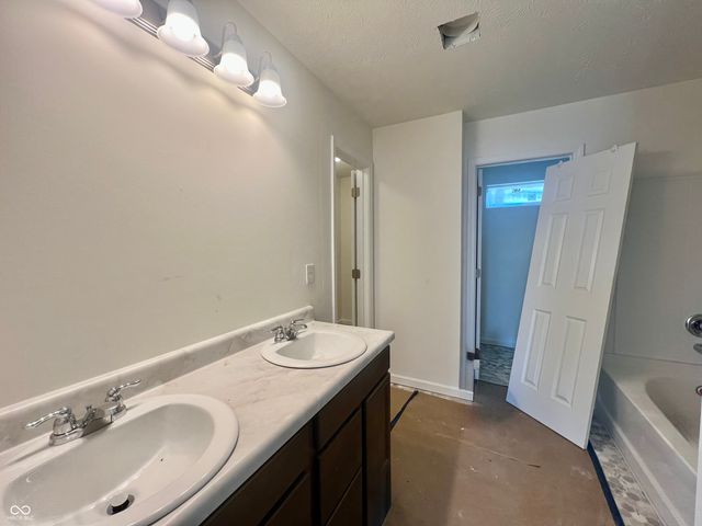 2319 N Liberty Lakes Drive, Greensburg, IN 47240