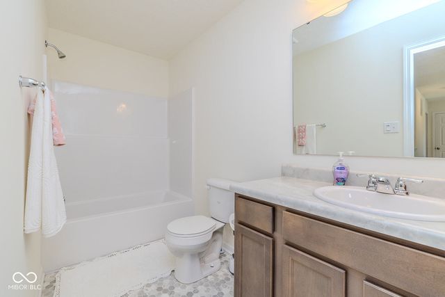 2319 N Liberty Lakes Drive, Greensburg, IN 47240