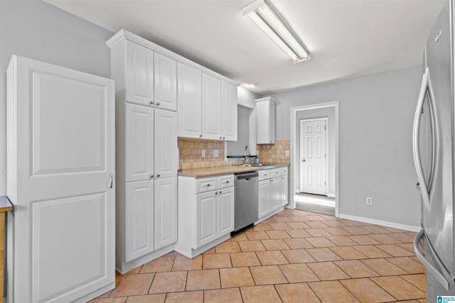 152 ROY COURT, Helena, AL 35080