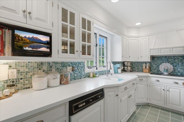 3287 Route 7, Pownal, VT 05261