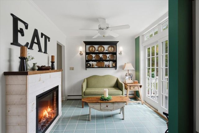 3287 Route 7, Pownal, VT 05261
