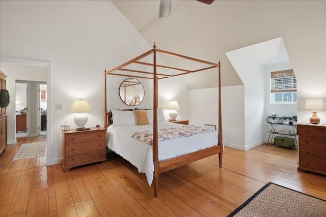3287 Route 7, Pownal, VT 05261