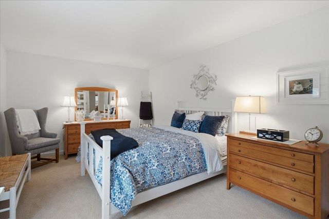 3287 Route 7, Pownal, VT 05261