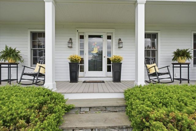 3287 Route 7, Pownal, VT 05261