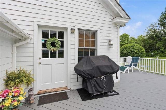 3287 Route 7, Pownal, VT 05261