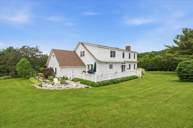 3287 Route 7, Pownal, VT 05261