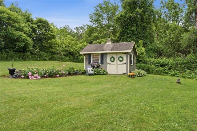 3287 Route 7, Pownal, VT 05261