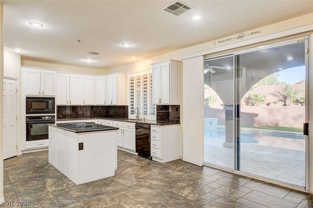 10798 Chillingham Drive, Las Vegas, NV 89183
