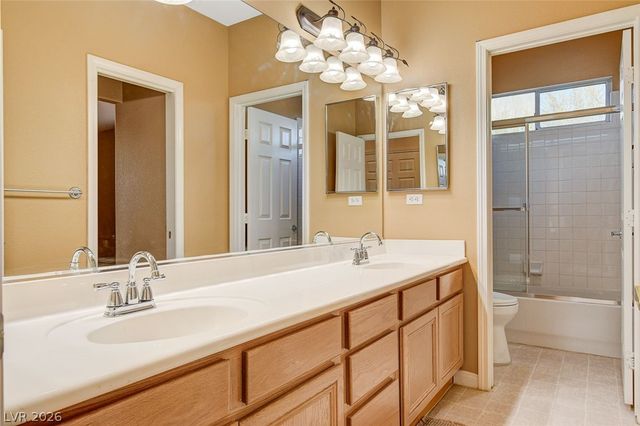 10798 Chillingham Drive, Las Vegas, NV 89183