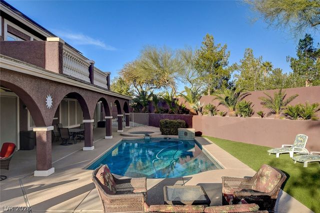 10798 Chillingham Drive, Las Vegas, NV 89183