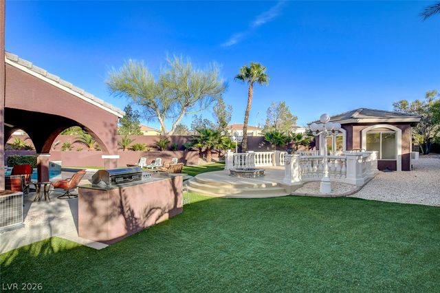 10798 Chillingham Drive, Las Vegas, NV 89183