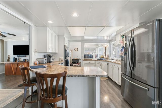 55 Via San Carlos, Paso Robles, CA 93446