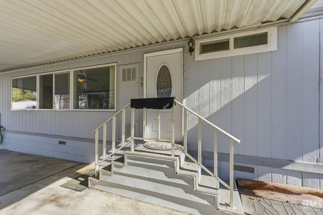 55 Via San Carlos, Paso Robles, CA 93446