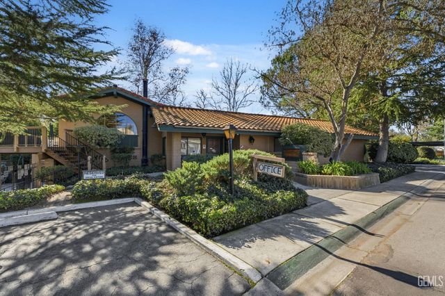 55 Via San Carlos, Paso Robles, CA 93446
