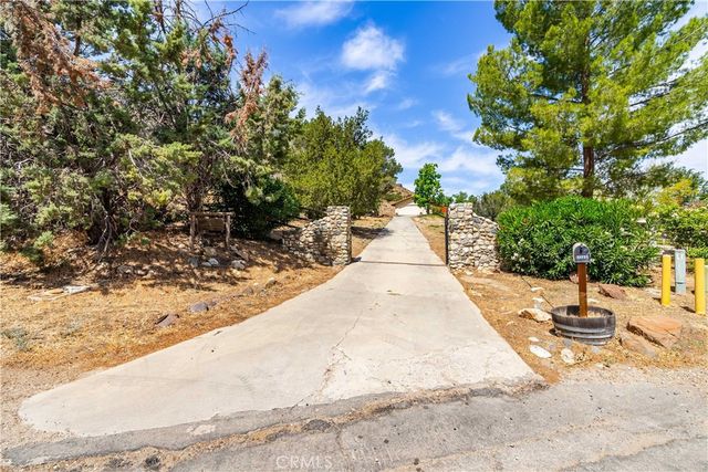 31751 Lake Meadow Road, Acton, CA 93510
