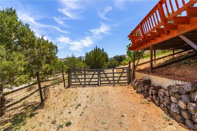 31751 Lake Meadow Road, Acton, CA 93510