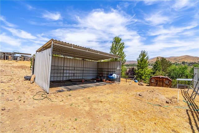 31751 Lake Meadow Road, Acton, CA 93510