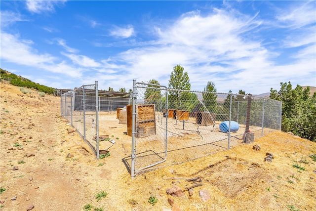 31751 Lake Meadow Road, Acton, CA 93510