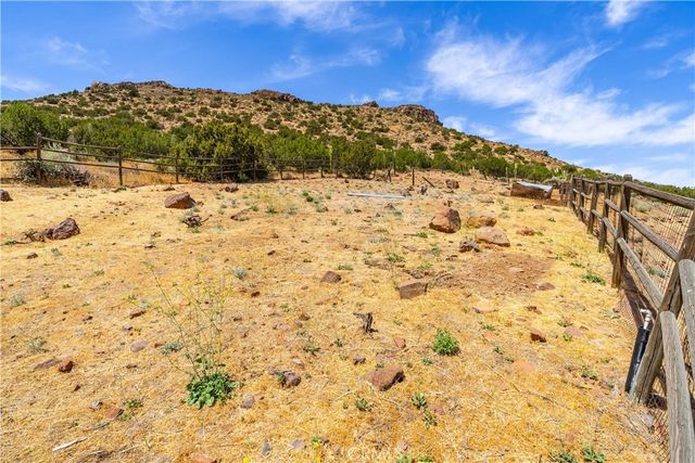 31751 Lake Meadow Road, Acton, CA 93510