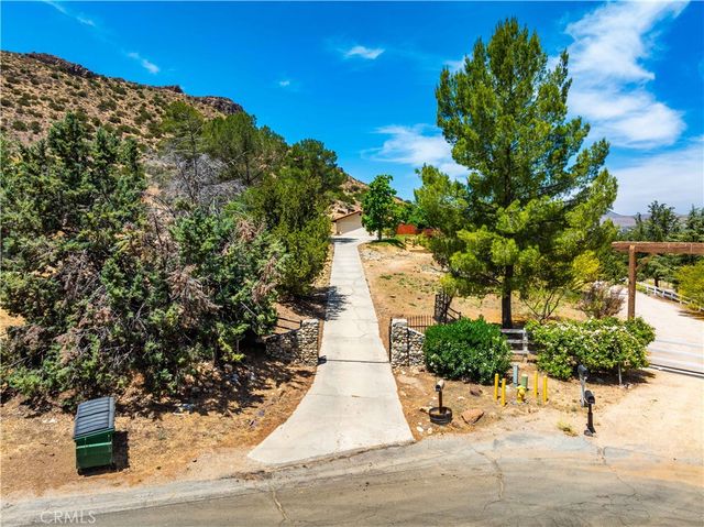 31751 Lake Meadow Road, Acton, CA 93510