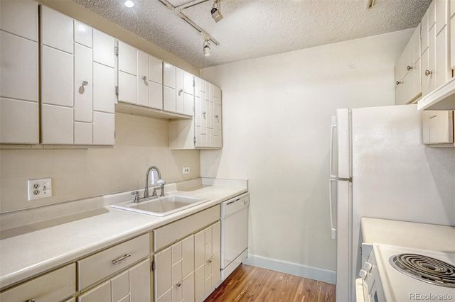 550 E 12th Avenue 1206, Denver, CO 80203