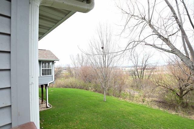 3860 Deer Valley Drive B, Marion, IA 52302