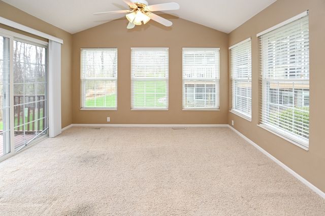 3860 Deer Valley Drive B, Marion, IA 52302