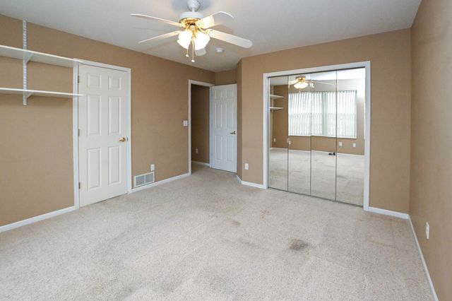 3860 Deer Valley Drive B, Marion, IA 52302
