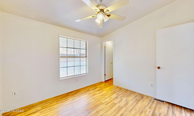 1962 W Narciso Place, Tucson, AZ 85705