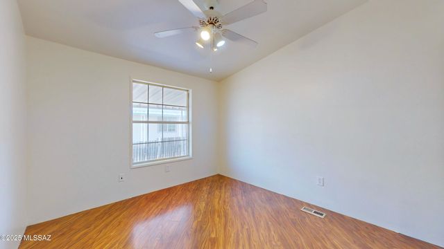 1962 W Narciso Place, Tucson, AZ 85705