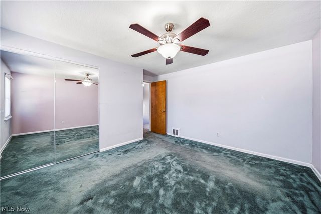 423 E 305th Street, Willowick, OH 44095