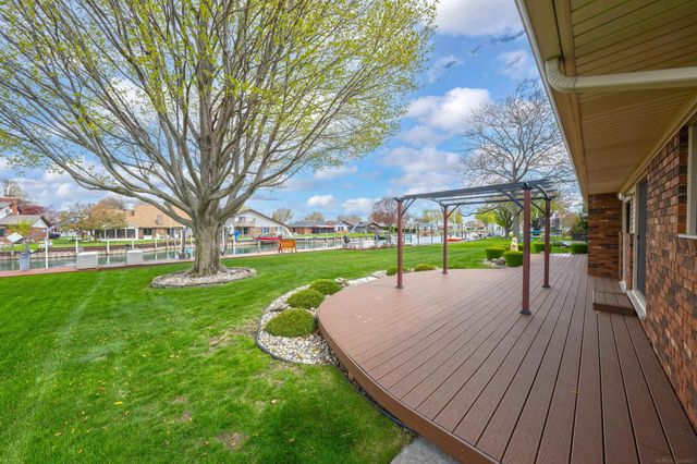 7310 Parklane Street, Clay, MI 48001