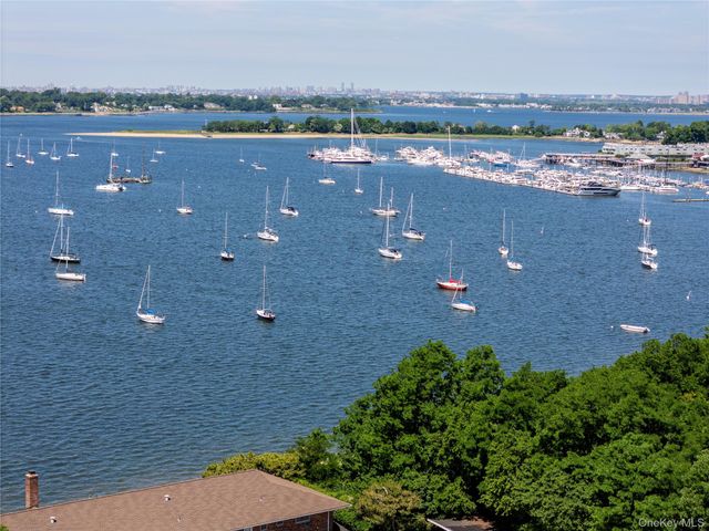 1 Toms Point Lane Building 5 Building 5, Unit 9J, Port Washington, NY 11050