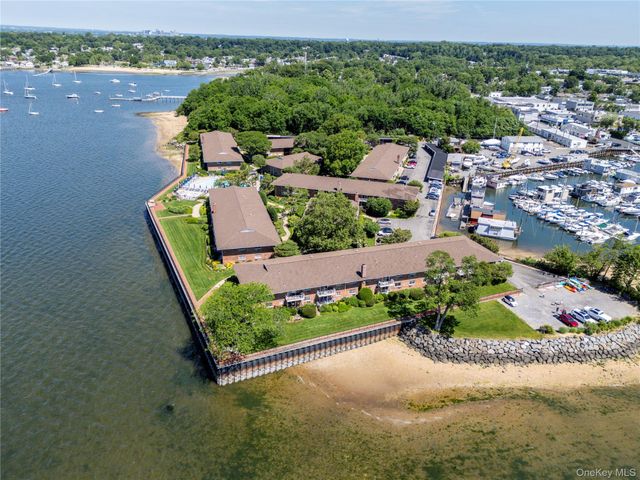 1 Toms Point Lane Building 5 Building 5, Unit 9J, Port Washington, NY 11050