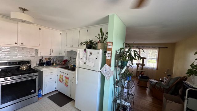 3233 W 23RD Street, Erie, PA 16506