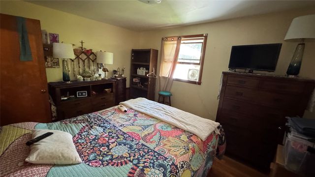 3233 W 23RD Street, Erie, PA 16506