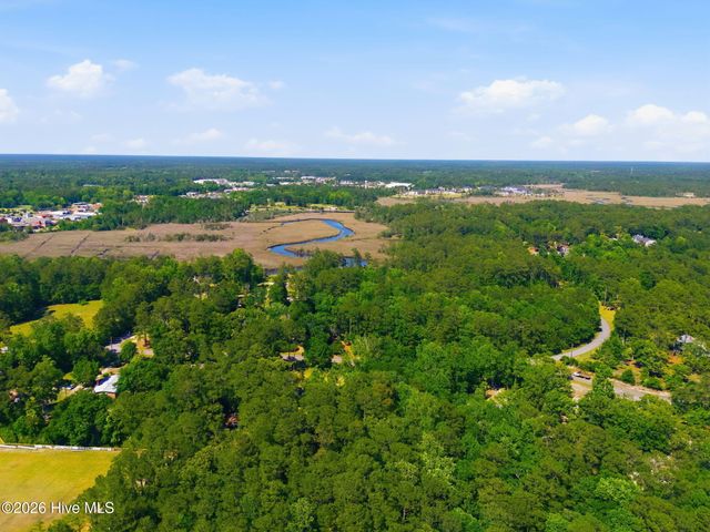 302 Copas Road SW, Shallotte, NC 28470